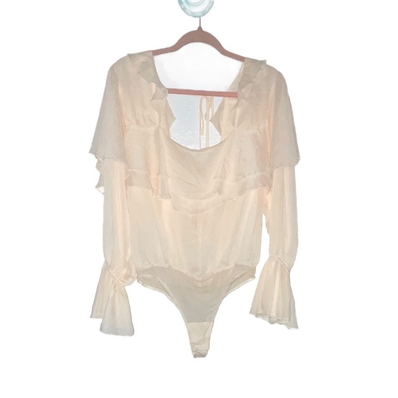 Free People Intimately Give Me Drama Ruffled Bodysuit Cream L NWT - Picture 5 of 11